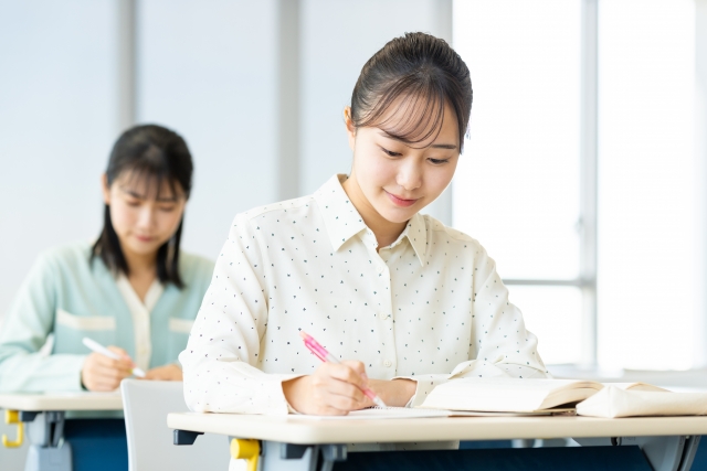 大学生が自己破産した際の生活、就活への影響